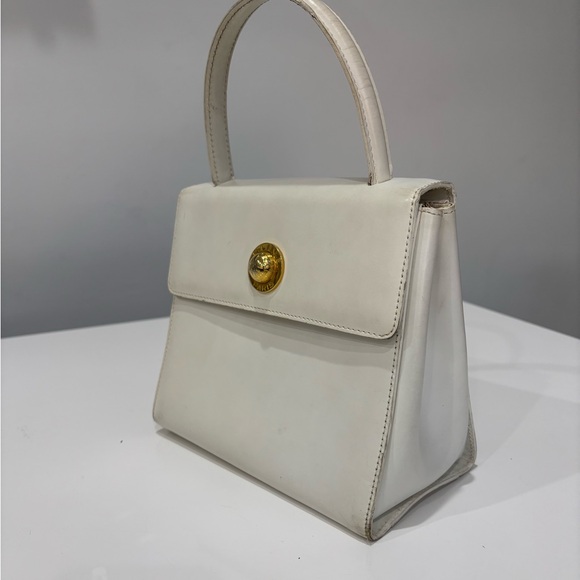 Vintage Céline Paris White Leather Structured Top Handle Bag Gold Medallion Real - Picture 3 of 9